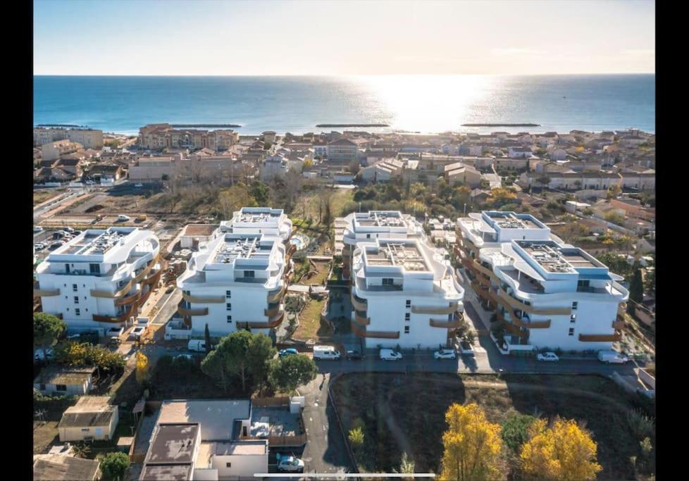 T2 Neuf + Piscine, 5 Mn A Pied Des Plages Sérignan 외부 사진